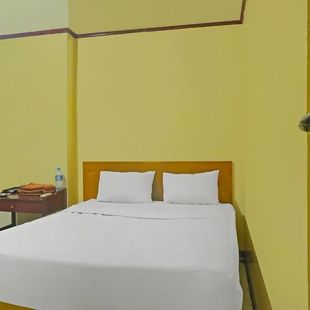 Отель Spot On 92466 Adam Kost Syariahnearwisata Jembatan Barito Банджармасин Экстерьер фото