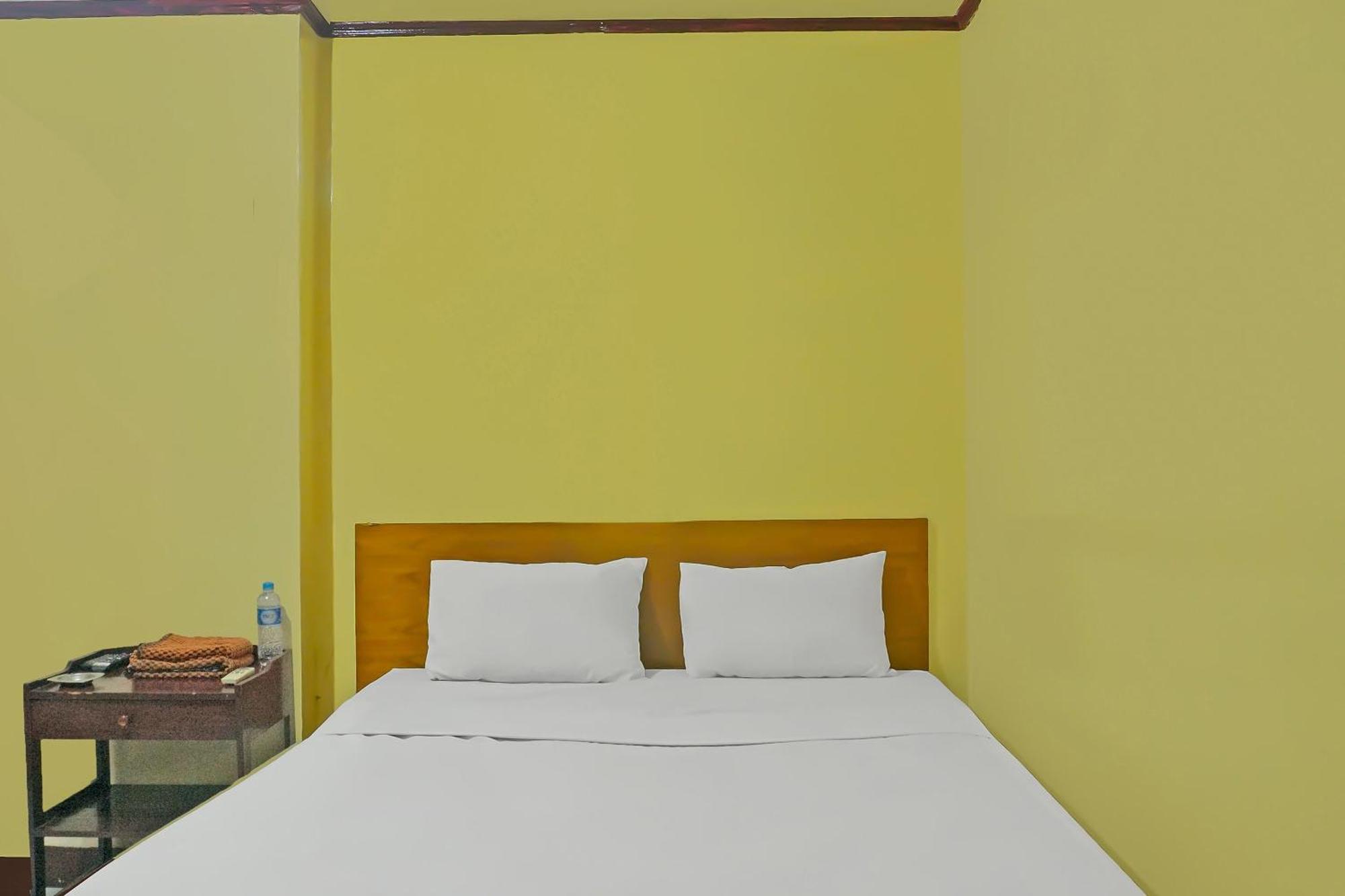 Отель Spot On 92466 Adam Kost Syariahnearwisata Jembatan Barito Банджармасин Экстерьер фото