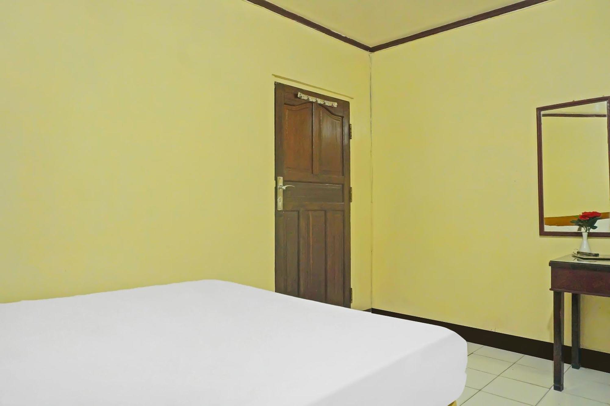 Отель Spot On 92466 Adam Kost Syariahnearwisata Jembatan Barito Банджармасин Экстерьер фото